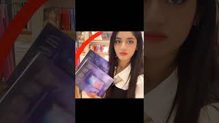 aria reaction after seeing her group album #xin #aria #reaction #kpop