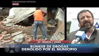 Así demuelen un bunker de drogas en Rosario