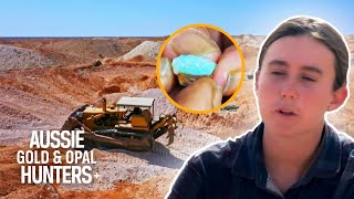 The Misfits Find The Rare Jelly Opal Worth THOUSANDS Of Dollars | Outback Opal Hunters