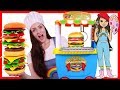 Pretend Play Making Burgers with Mrs Rainbow