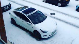 Use the TESLA APP to melt Snow & Ice before even leaving the house | Wow get yourself a Tesla!