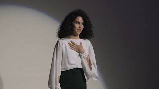 How to find the courage to go after your dreams | Nelly Attar | TEDxAlQuoz