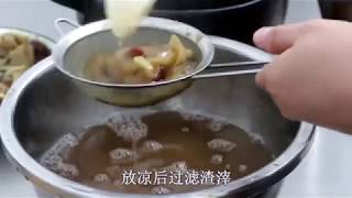 秋梨膏的制作教程。