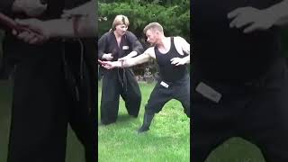 HOW TO FIGHT LIKE A NINJA 🥷🏻 Ninjutsu Martial Arts Training #Shorts