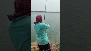 មកស្ទូចត្រីនៅទន្លេ#fishing