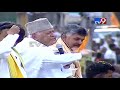 farooq abdullah sings in chandrababu roadshow tdp election campaign at nandyal tv9