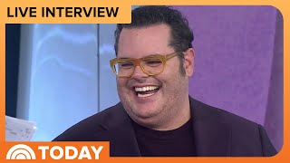 Josh Gad talks new memoir, therapeutic comedy, parenting, more