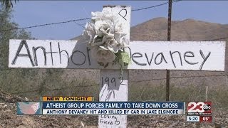 Atheist group forces family to take down cross