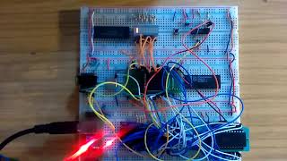 68008 based micro on breadboard - first test