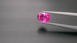 Gemsthailand - 1.35 carat Natural Sparkling Pinkish red Mogok ruby