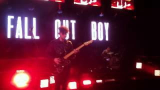 Fall Out Boy-"Sugar, We're Goin' Down" Live HD @ Monumentour in Tinley Park, IL