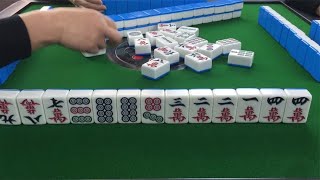 广东麻将 : 麻将技巧：打牌如何靠张，学会这招百战百胜！