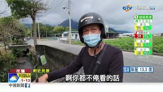 沒減速! 福祉車經無號誌路口遭撞 轉90度再側翻│中視新聞 20230226