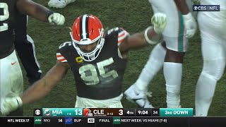 Myles Garrett makes NFL history as first to post 14+ sacks in four straight years