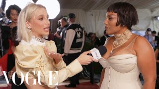 Paloma Elsesser on Her Modern Take on The Gilded Age | Met Gala 2022 With Emma Chamberlain | Vogue