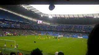 Man City 5-0 Notts County - Teams coming out
