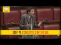 Davide Crippa - Cinque Stelle in un minuto sbugiarda il Pd sul conflitto d'interessi