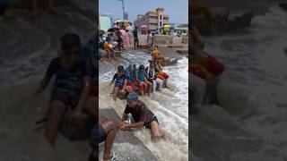 ঠ্যাং ধরা জলোচ্ছ্বাস 😱🌊 না দেখলেই মিস 😂 #shorts #digha #sea #beachview #viral