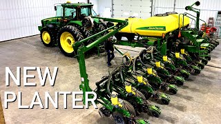 Getting our NEW corn planter in the shop!