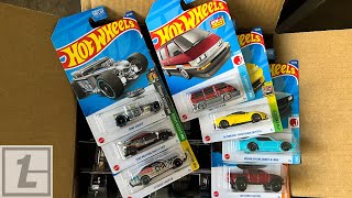 Lamley Exclusive Unboxing: Hot Wheels 2022 Walmart J Case with Zamacs!