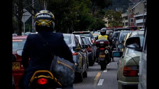 Pese a alerta ambiental, no hay pico y placa para motos en Bogotá, informa Claudia López