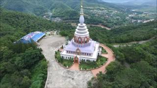 พระเจดีย์แก้ว  วัดท่าตอน พระอารามหลวง