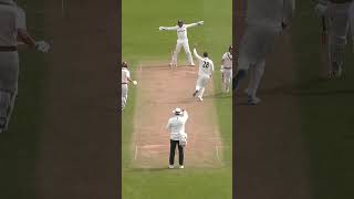 Dan Lawrence CELEBAPPEAL! 😅☝ | Surrey v Somerset