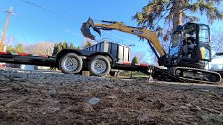 Loading a Sany sy35u mini excavator on 10k flatbed trailer