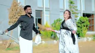 DHAANTO CUSUB  BISHAAR AWAL IYO IDIL AYRUUSH OFFICIAL VIDEO MUSIC