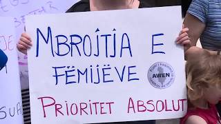 Protestë kundër dhunës seksuale - Top Channel Albania - News - Lajme