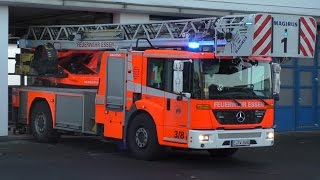 [Alarmierung - Dachstuhlbrand mit Menschenrettung] Einsatzfahrten Feuerwehr Essen