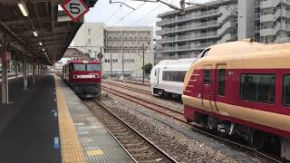 【EH500】651系とE653系の横を通過《勝田駅》