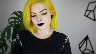4 GRUNGE CLOTHING DIYS | with safety pins