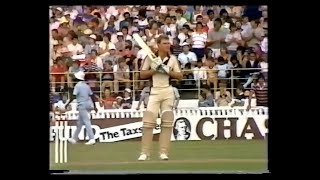 NEW ZEALAND v ENGLAND ODI #3 AUCKLAND FEBRUARY 25 1984 MARTIN CROWE GEOFF HOWARTH ALLAN LAMB