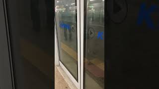 20230113 Coming in Ju an station on Seoul line1(to Incheon) 수도권1호선 주안역 진입 (인천행 열차) #shorts