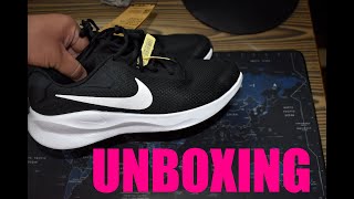 Nike Men Revolution 7 Road Running Shoes | Unboxing