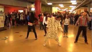 Gangnam Style + Thriller Flashmob - Washington State University - Go Cougs!