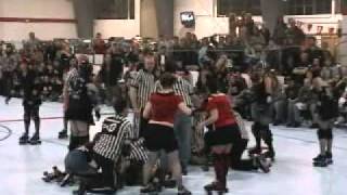 Long Island Roller Rebels - Roller Derby Fight - 04.22.2006