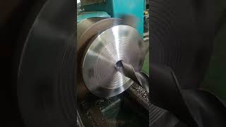 32 mm. Drill hole by Lathe    Machine เจาะรูด้วยเครื่องกลึง32มม.