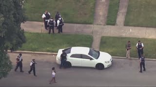 Suspect in custody after Chicago officer, 2 federal agents shot in Morgan Park