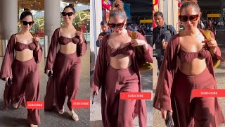 OOps !! Tamanna flaunting figure at airport 🙈 super delicious nip poke