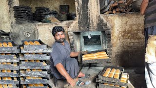 How to Make Burger Bun in Commercial Style | Soft Burger Bun Making in Baking Factory of Pakistan