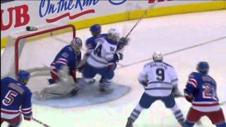 Colby Armstrong 1st as a Leaf Goal - Rangers 2 vs Leafs 1 - Oct 21st 2010 (HD)