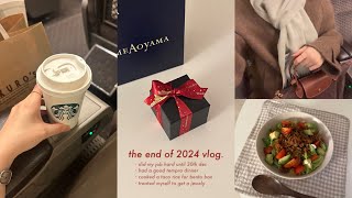 vlog. 大阪OL年末の日常⛷️, ボーナスが来た! プチご褒美ジュエリー💍, 働くクリスマス, 簡単な自炊と外食🥒