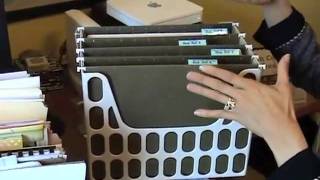 How to Get Organized: Organize Papers on Your Desk for Teachers