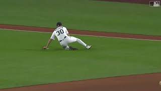 Luke Weaver makes INCREDIBLE ATHLETIC PLAY!!!