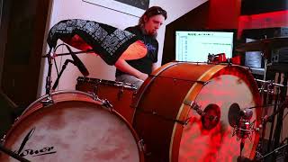 HUGE 32” kick drum in action