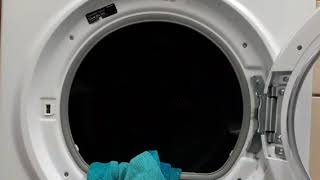 Hotpoint Aquarius TCFS93 Condenser dryer - Load and start