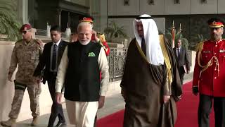 Kuwait లో ప్రధాని మోదీకి సాంప్రదాయ గౌరవ వందనం || Ceremonial welcome and Guard of Honour for PM Modi