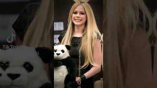 hermosa avril lavigne